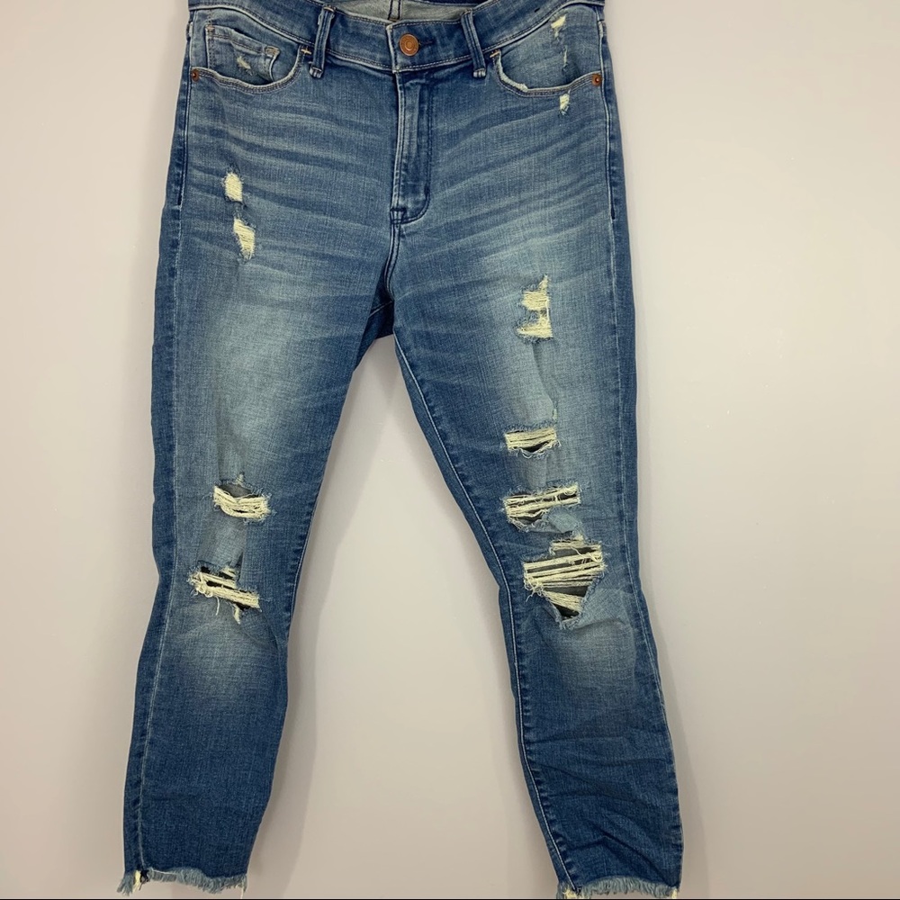 Abercrombie & Fitch Mid Rise Ripped Skinny Jeans